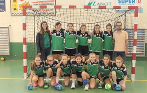 MOINS DE 13 FILLES OLORON ASSON